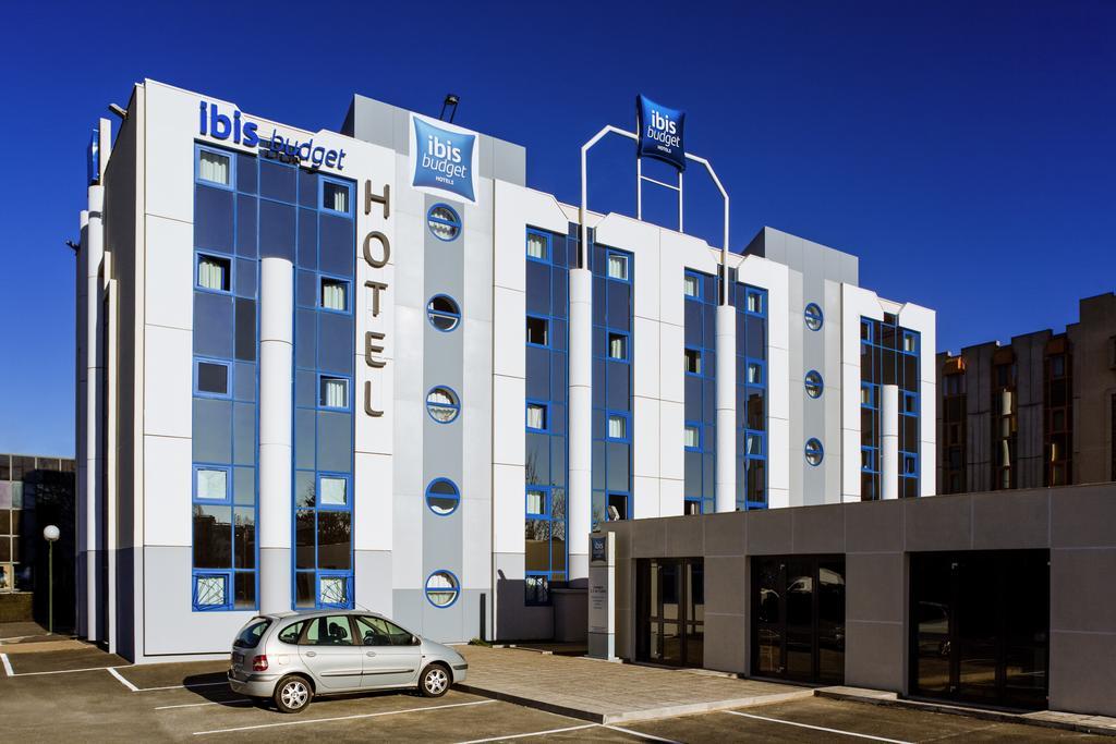 Hotel Ibis Budget Grigny Centre Zewnętrze zdjęcie