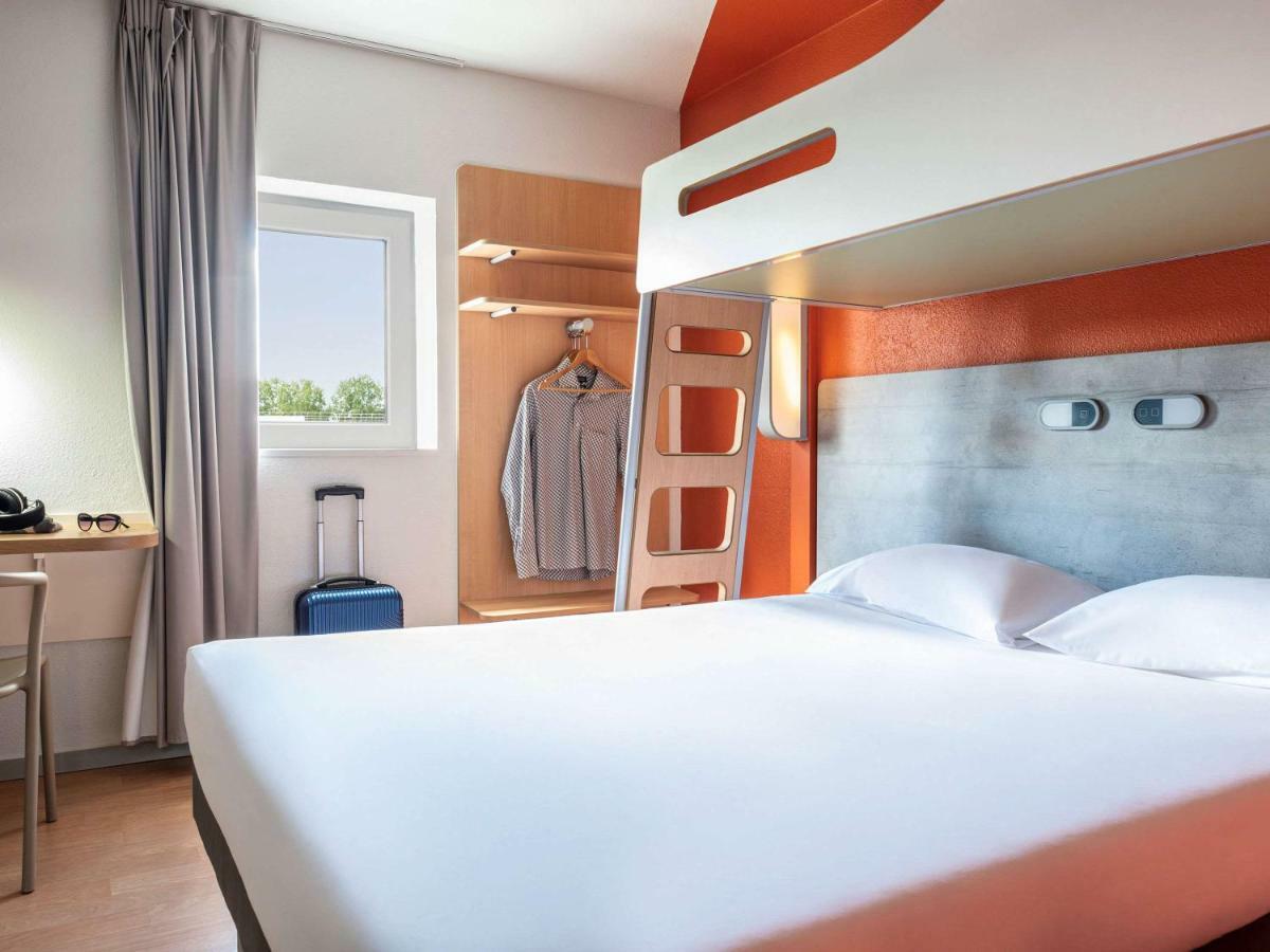 Ibis Budget Grigny Centre Zewnętrze zdjęcie