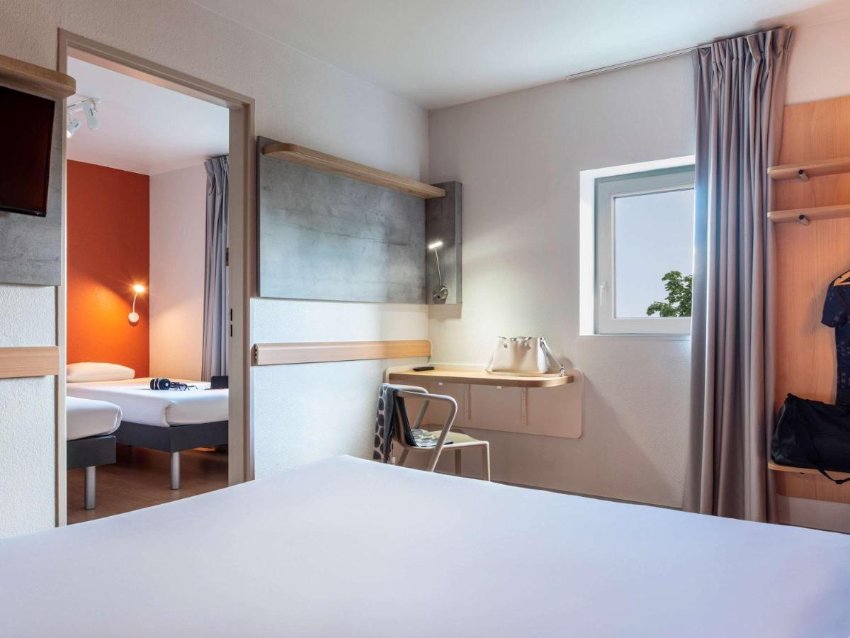 Ibis Budget Grigny Centre Zewnętrze zdjęcie